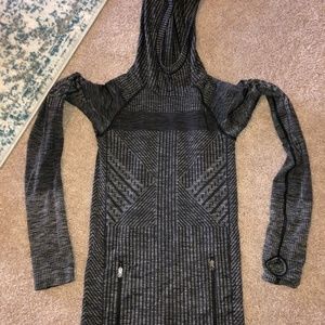 Lululemon Long Sleeve runners hoodie